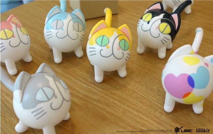 nanoo vinyl cat by lillikit