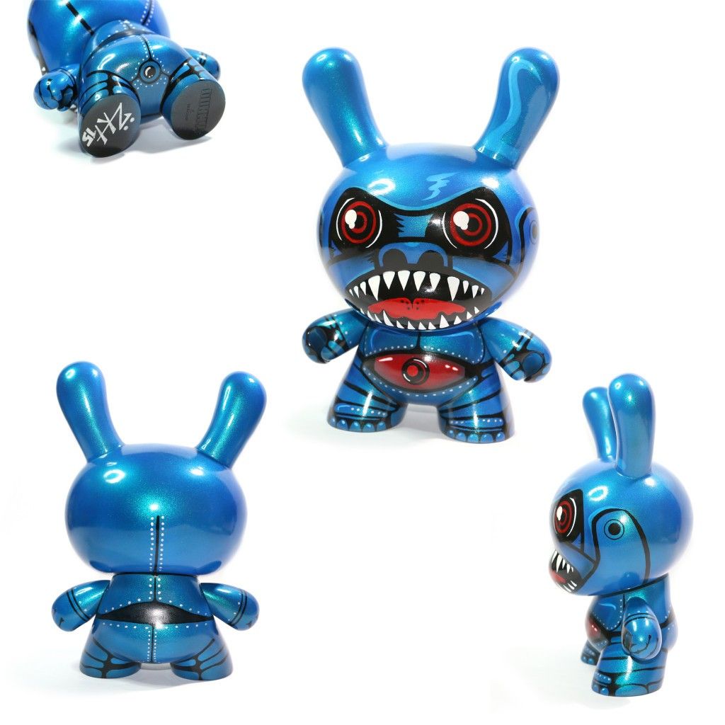 MechaJu kidrobot dunny