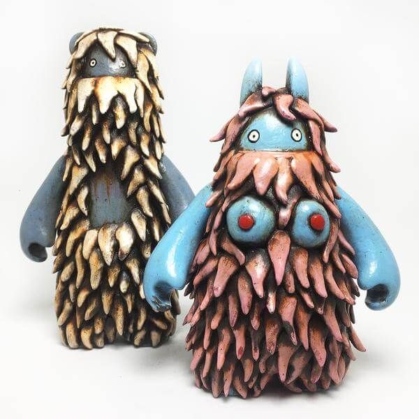 klav9-couple-of-yetis