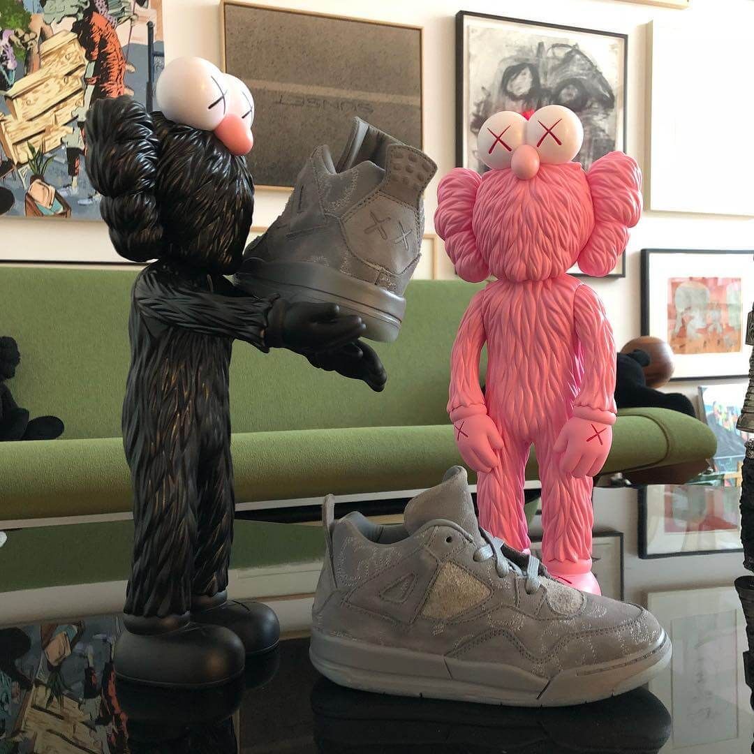 pink-KAWS-bff