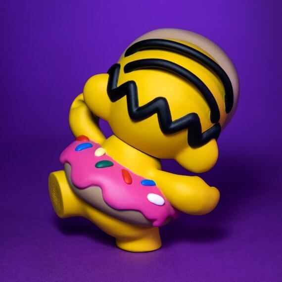 dance-like-nobody-is-watching-custom-munny-3