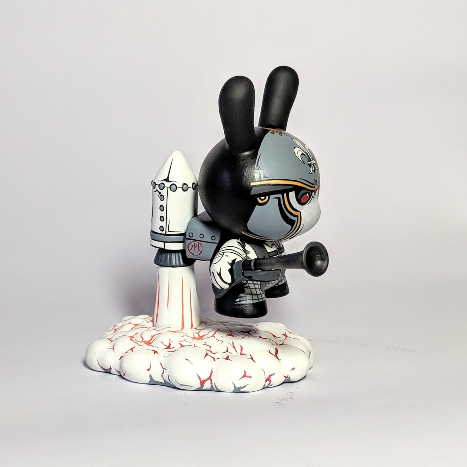 the-tempest-jpk-custom-kidrobot-dunny-2