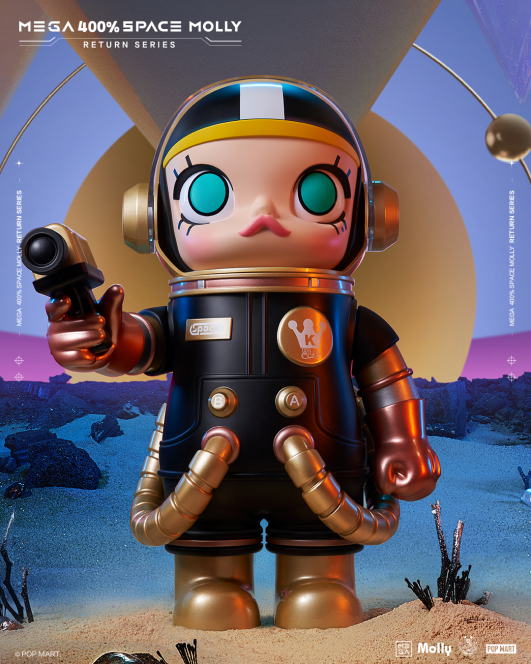 POP MART x Kenny Wong's MEGA Space Molly at DCon UK 2021 - The Toy ...